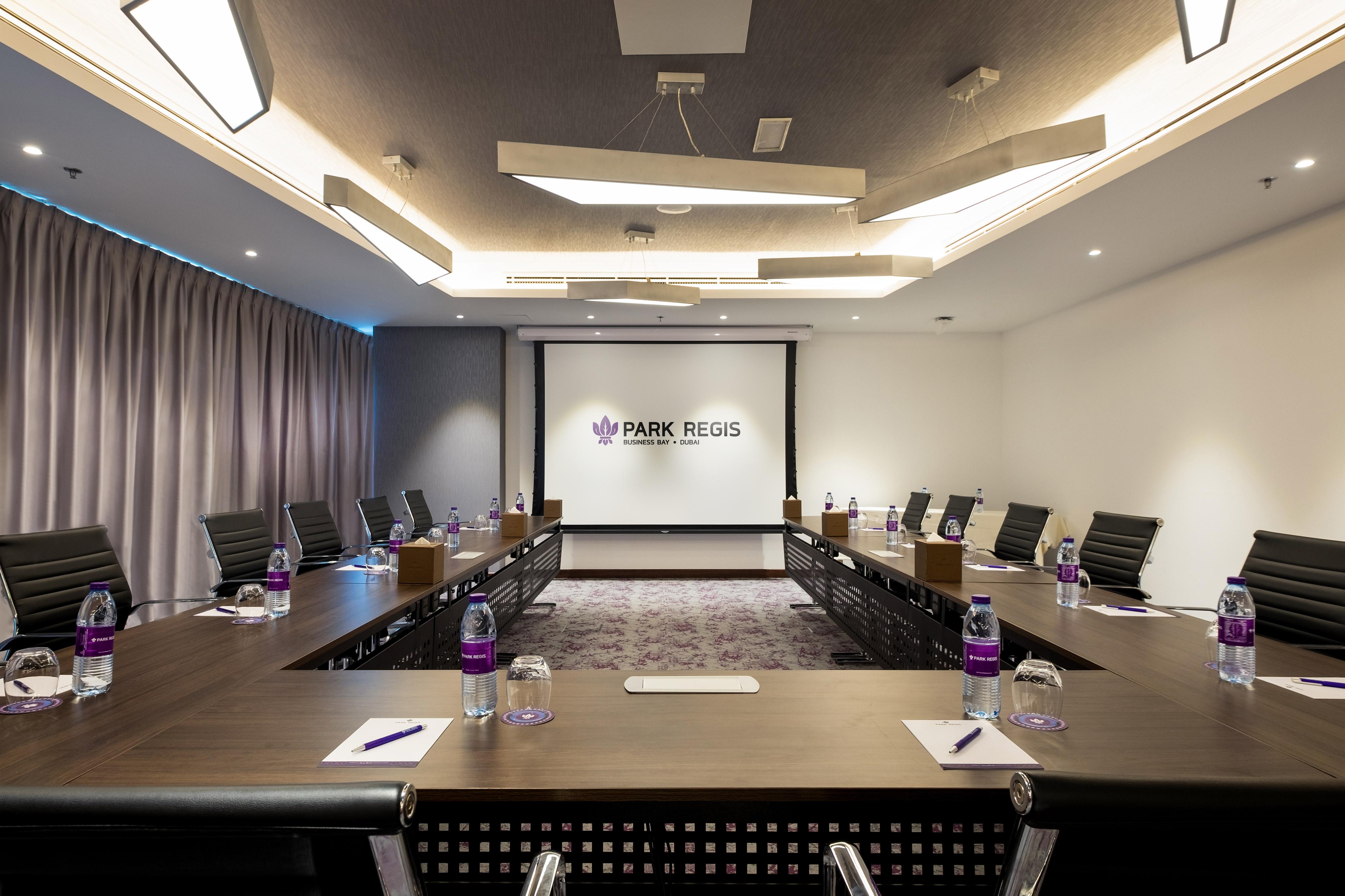 Park Regis Business Bay Hotel Дубай Екстериор снимка