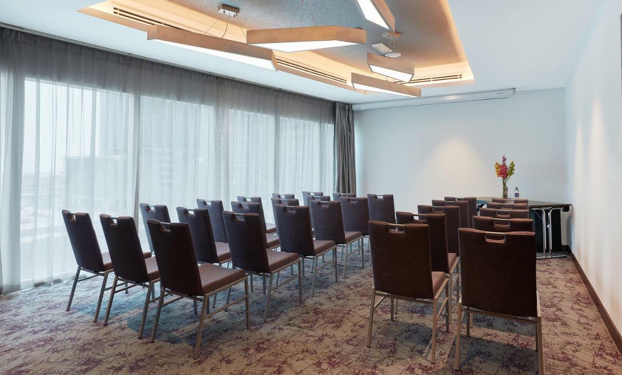 Park Regis Business Bay Hotel Дубай Екстериор снимка